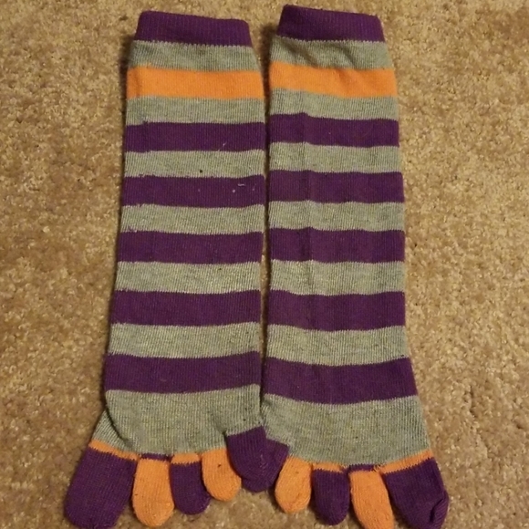 Accessories - 💙 BUNDLE ONLY- Purple with orange toe socks